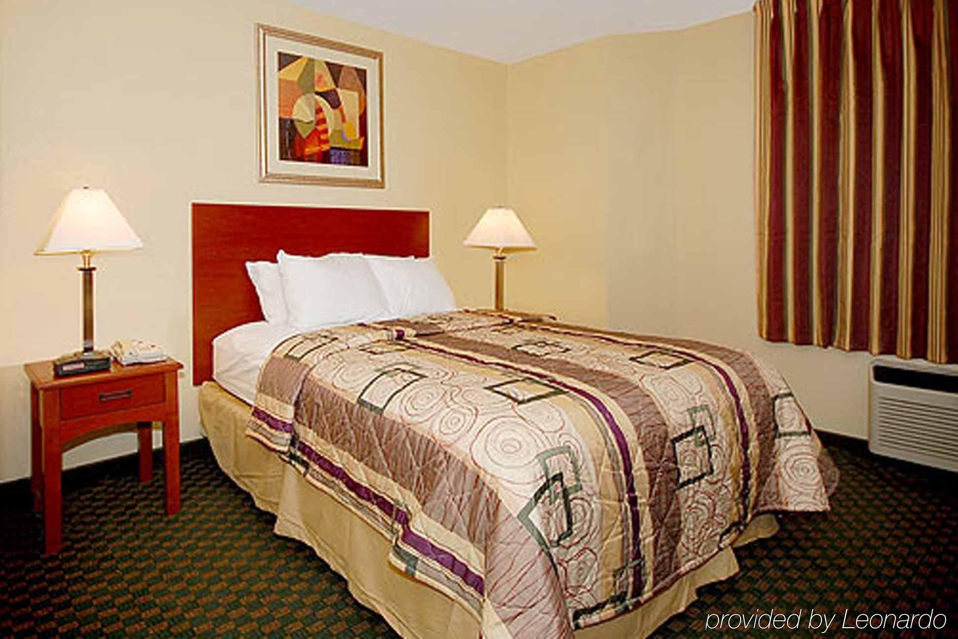Sleep Inn Near Ft Jackson Колумбия Номер фото