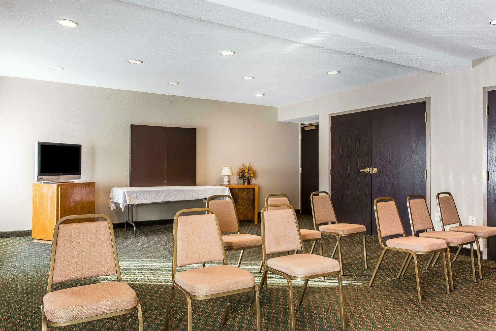 Sleep Inn Near Ft Jackson Колумбия Экстерьер фото